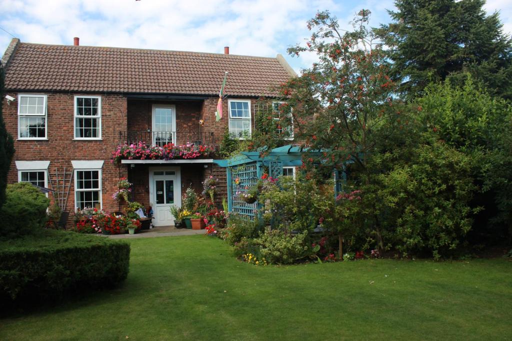 The Old Manor at North Somercotes (North Somercotes)