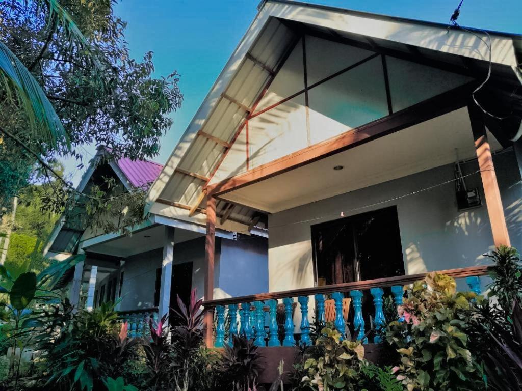 Fiqthya Chalet & Cafe