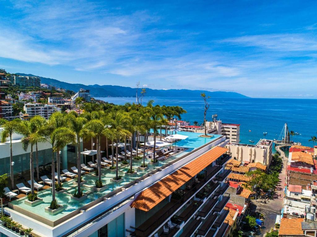 Fabulous 709 Stunning View 2br Pier57