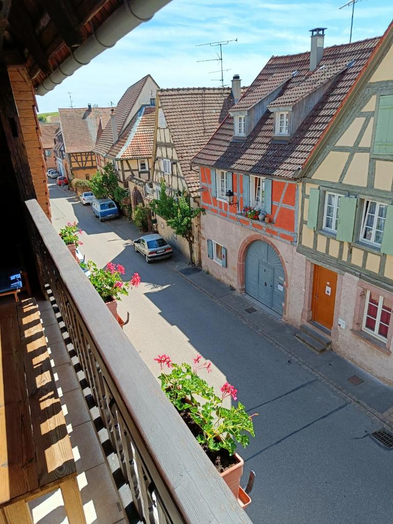 Un balcon sur les toits (Beblenheim)