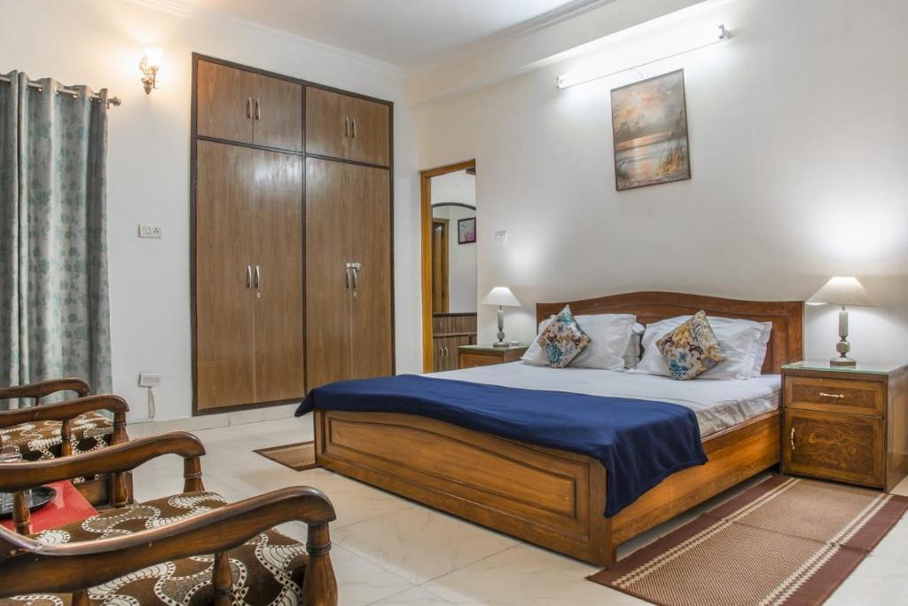 5 bhk Pine Home villa