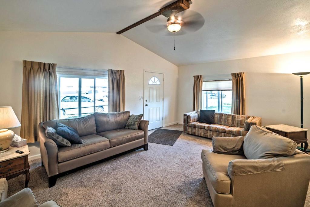 Billings Apartment Easy Access to Trails and Parks!