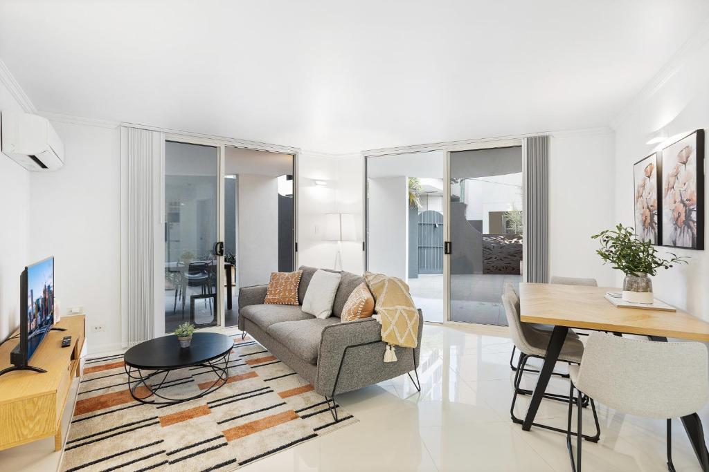 Comfort meets convenience in idyllic two-bedder