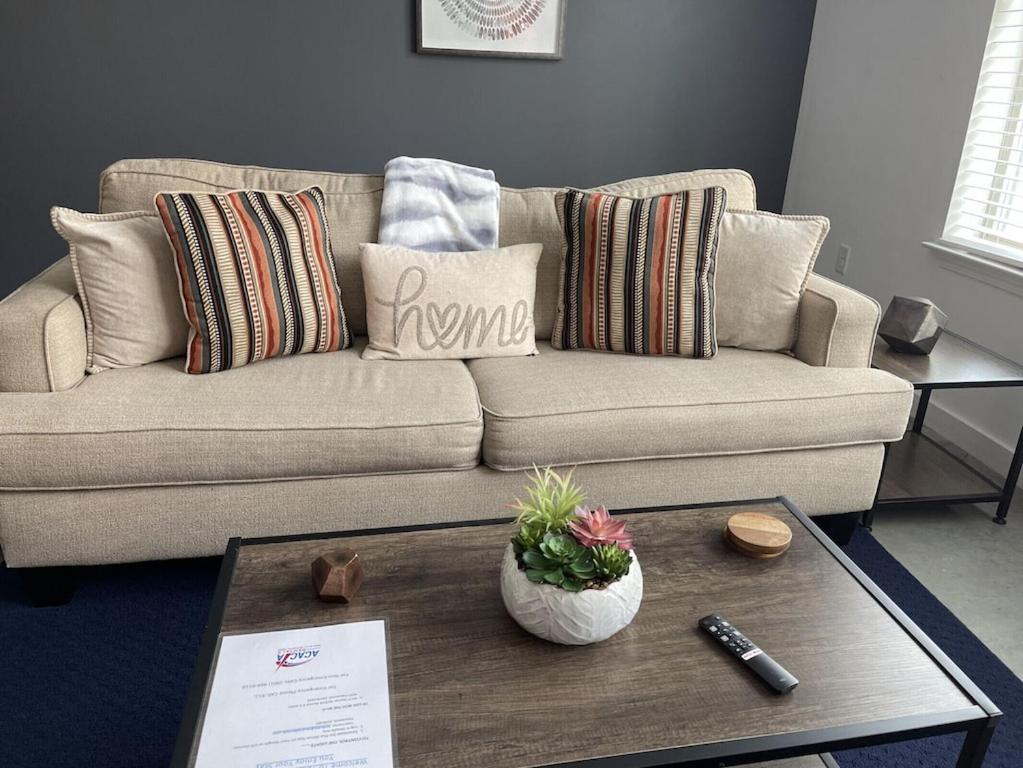 Smart 1 Bed 1 Bath Loft By Lorraine Motel (Memphis)