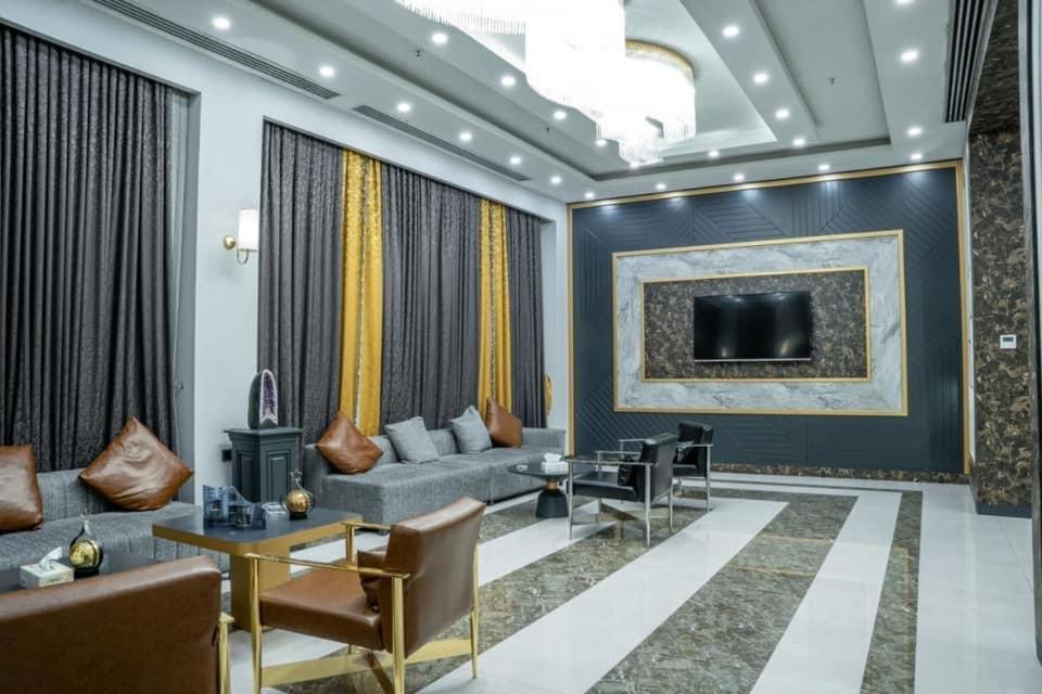 Bloom Hotel