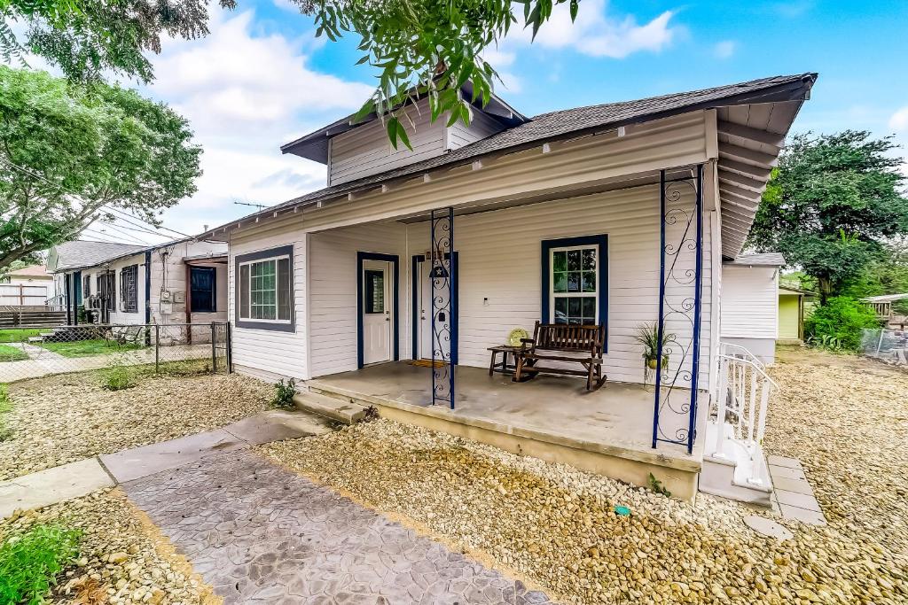 Midtown Modern Farmhouse