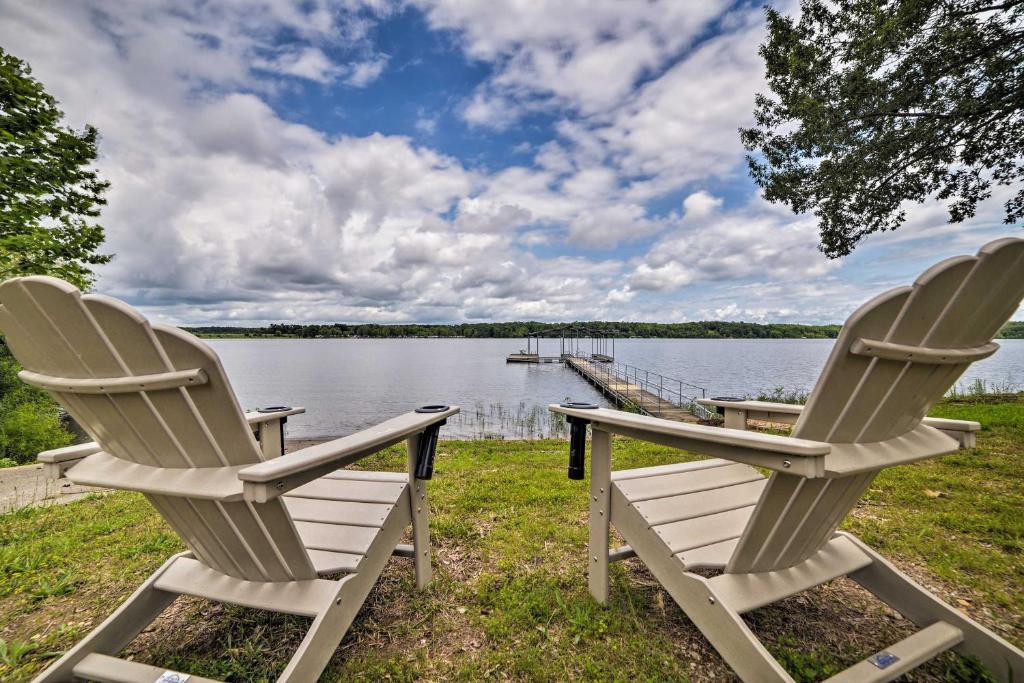 Waterfront Kentucky Lake Home with Boat Dock! (Aurora)