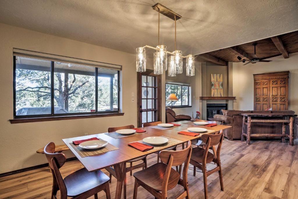 Adventurers Oasis - 3 Mi South of Dtwn Santa Fe!