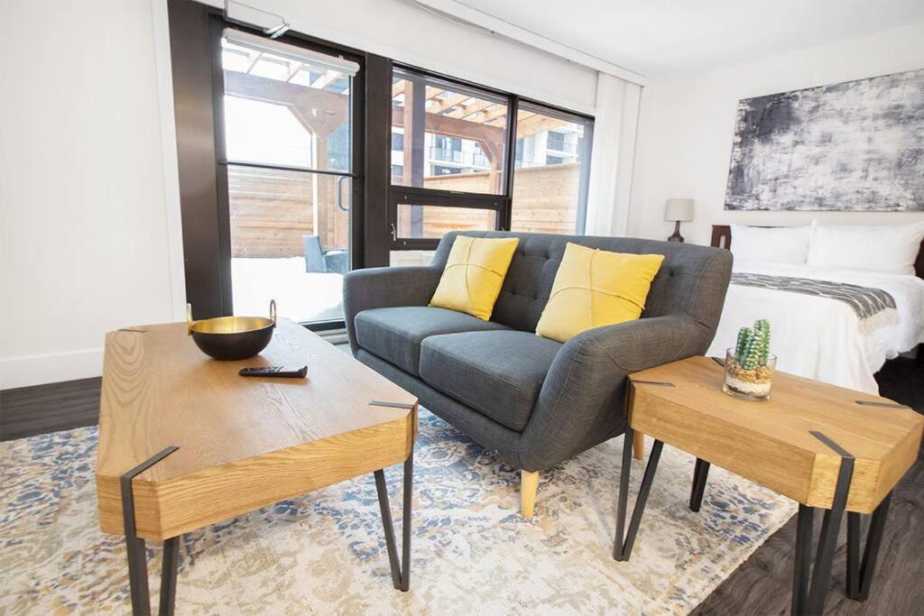 Cozy Studio on 4th Floor with Wi-Fi