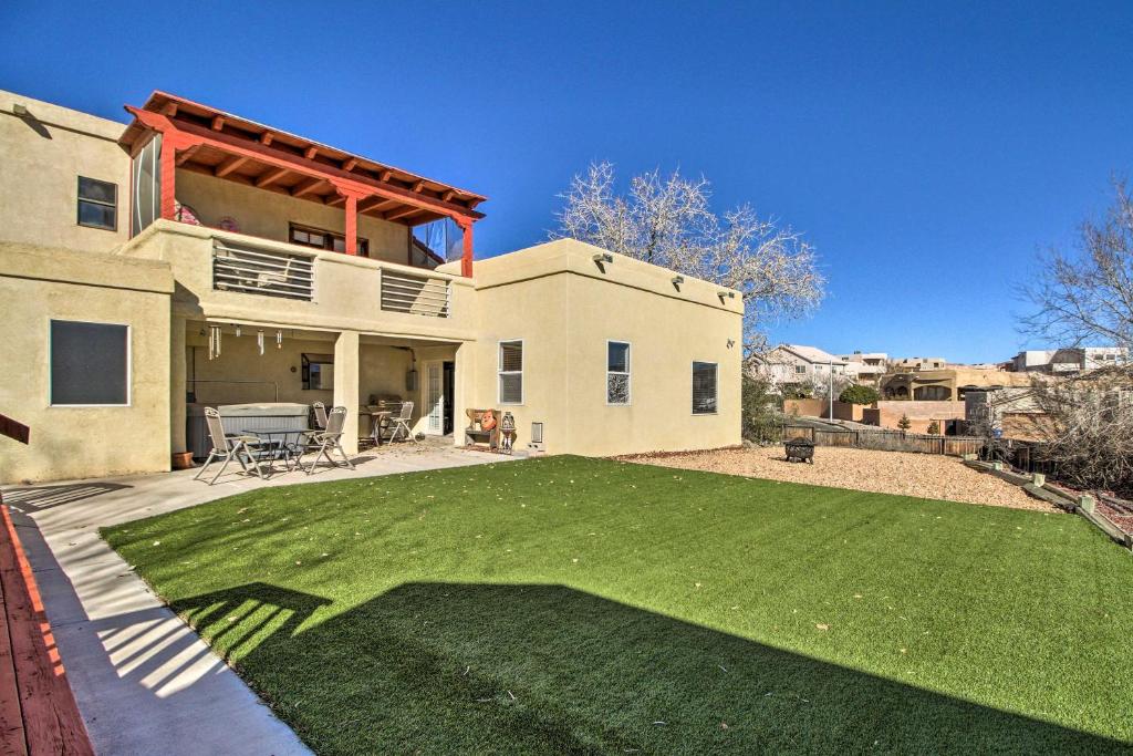 Albuquerque Home with Spacious Yard and Fire Pit!
