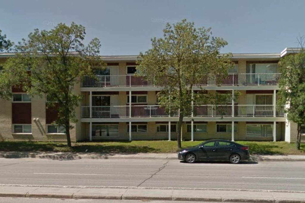 Chris Cozy Condo Lebay Regina (Regina)