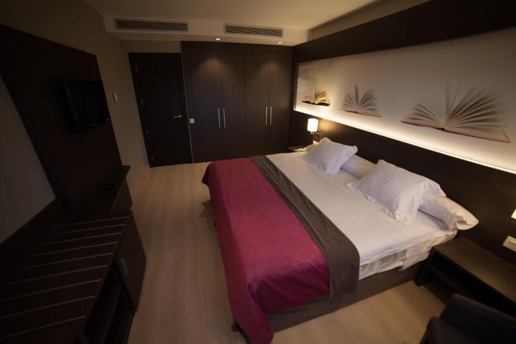 Brea's Hotel (Reus)