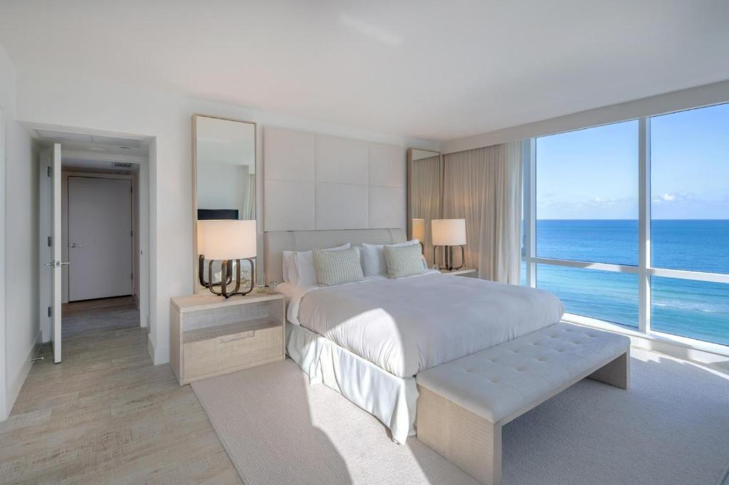 Oceanview Private Condo at 1 Hotel & Homes -1120