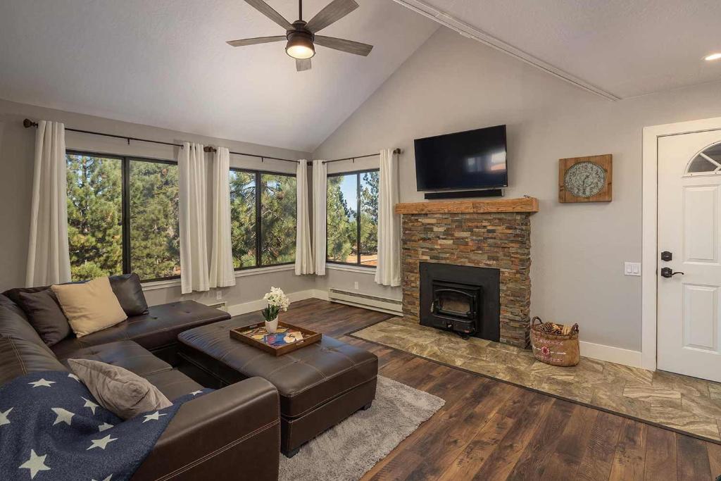 My Oasis at Ski Bowl Condos (Truckee)