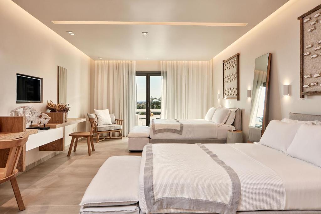 18 Grapes Hotel (Agios Prokopios)