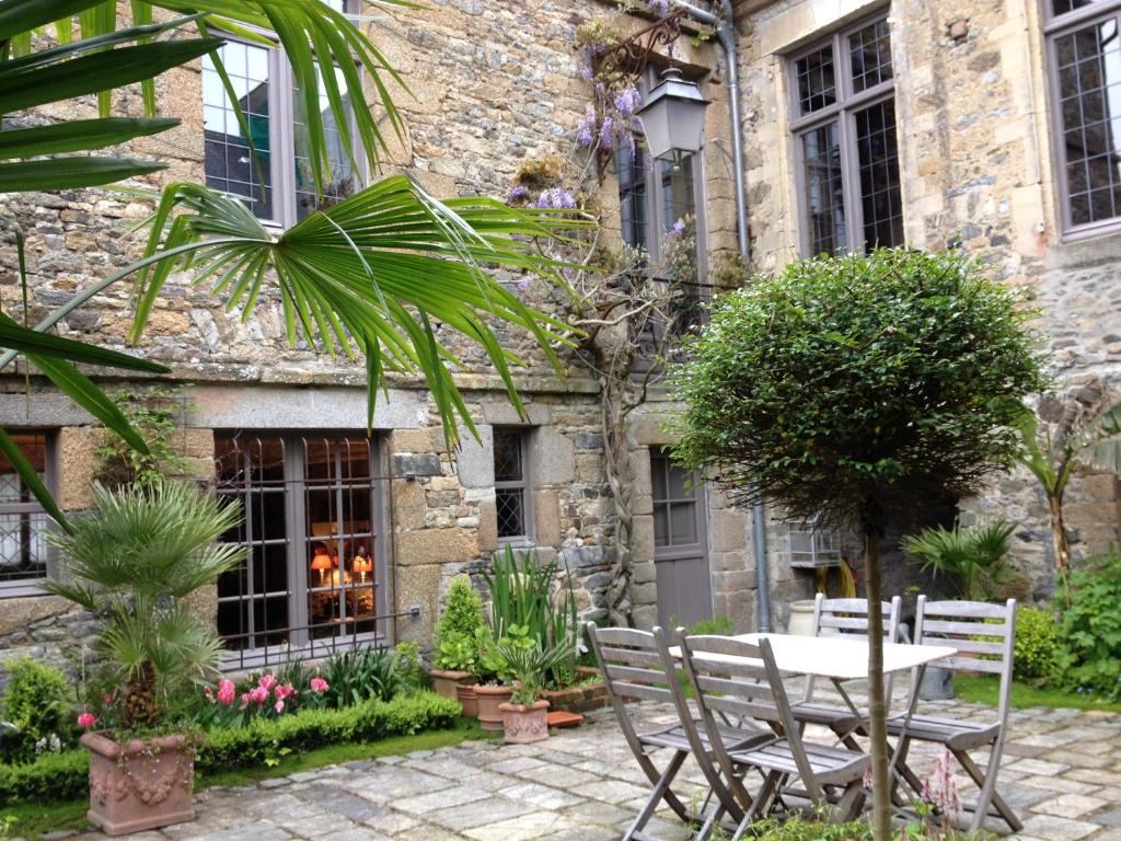 Hôtel Tanquerey de La Rochaisière (Coutances)