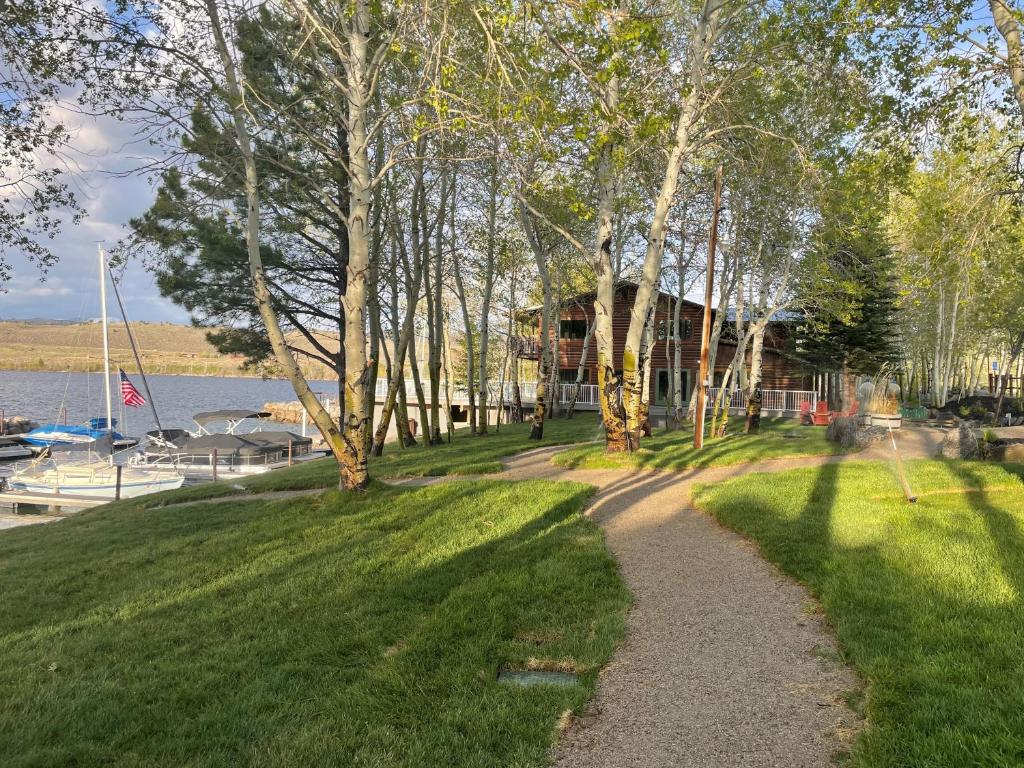 Lakeside Lodge Resort and Marina (Pinedale)
