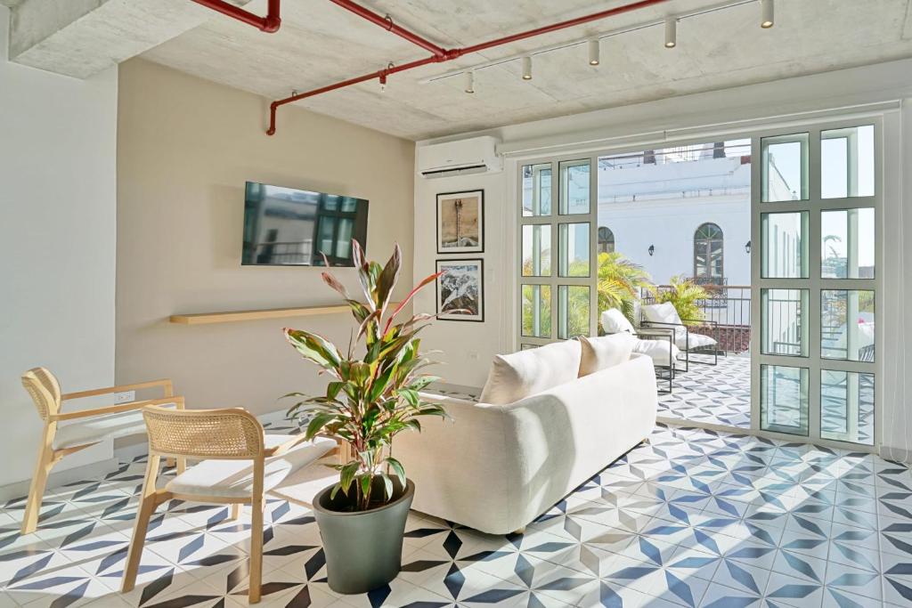 Splendid 2BR with Terrace in Casco Viejo
