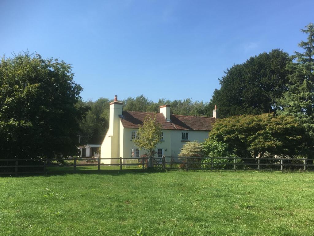 Woodlands Cottage Farm (Wickham)