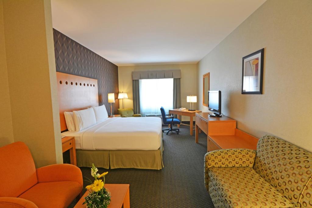 Holiday Inn Express & Suites Monterrey Aeropuerto