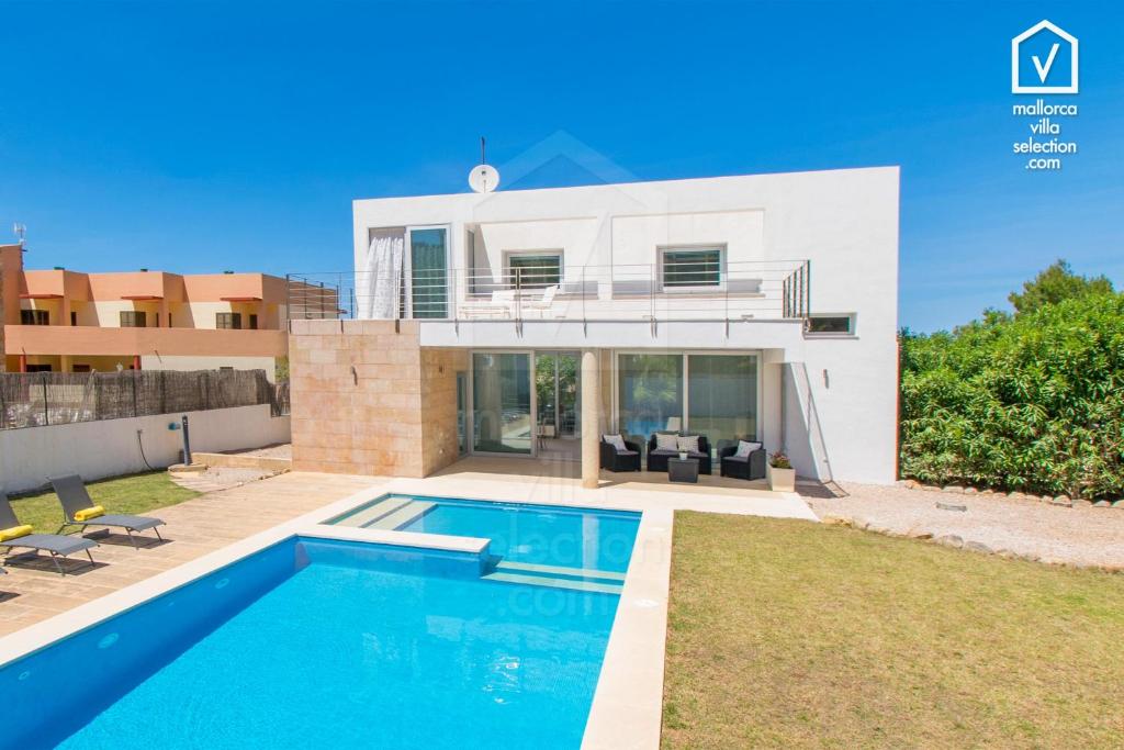 Villa MUT