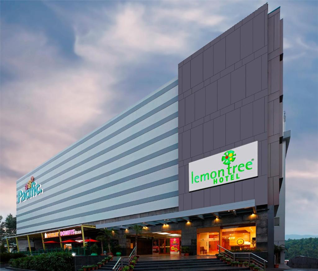 Lemon Tree Hotel