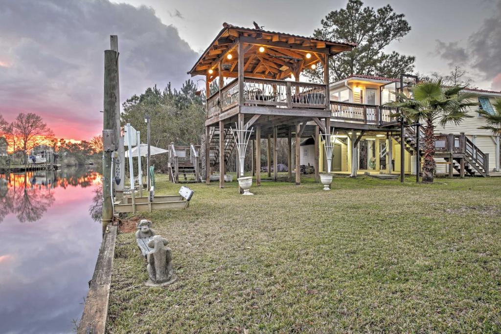 Bay St Louis House with Boat Dock on Breath Bayou! (Shoreline Park)