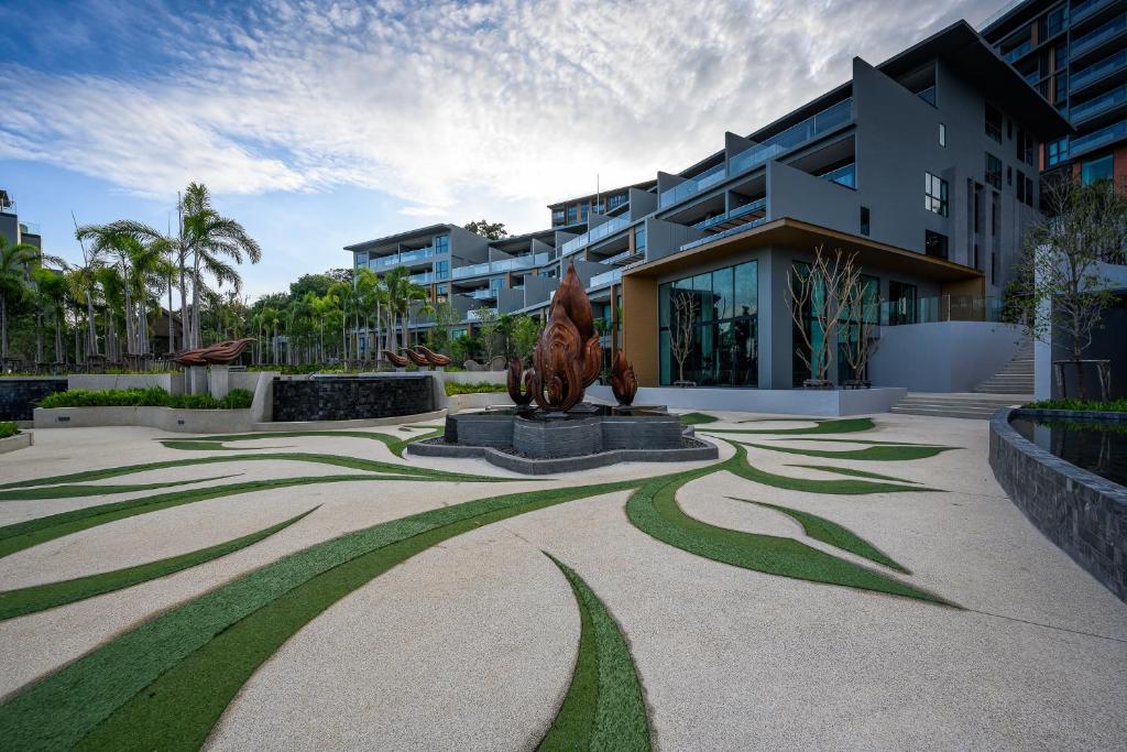 Panora Deluxe sea view apartment by Lofty