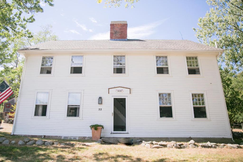 Cedar Hill Farm B & B (Essex)