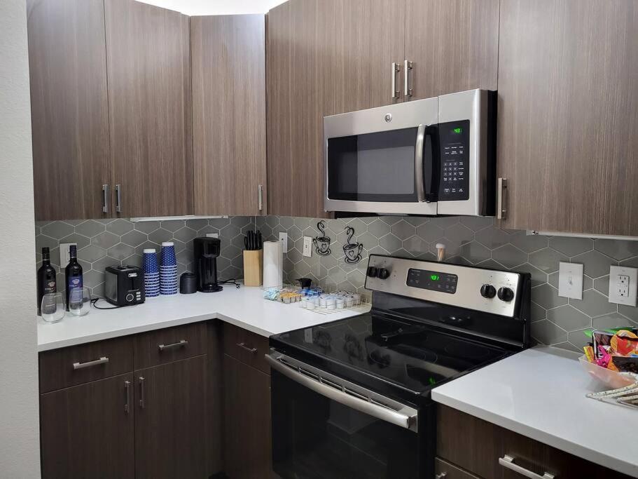 Beautiful one bedroom with courtyard access