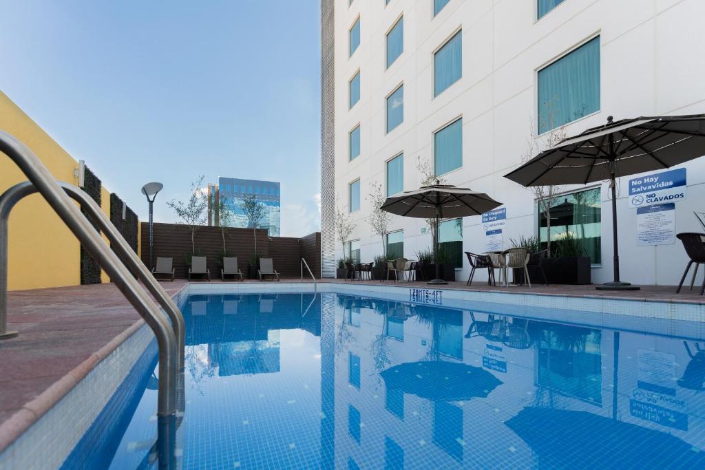 Hampton Inn by Hilton Leon