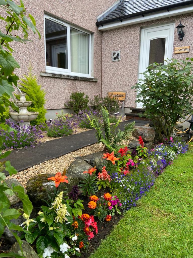 Treetops Bungalow Loch Ness (Drumnadrochit)