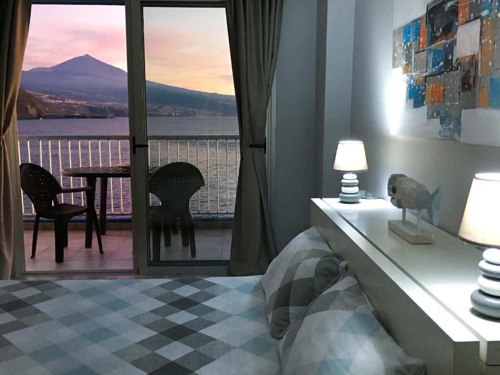 Mesa del Mar Sunset Dream vacational rental home (Puerto de la Madera)