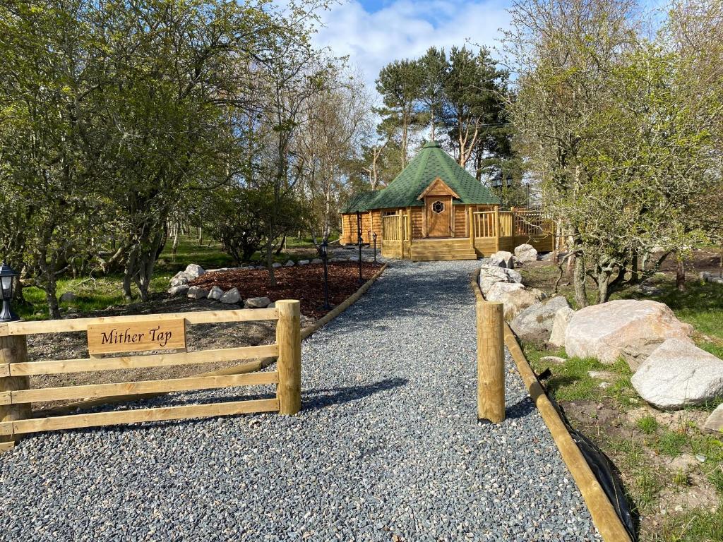 Woodland Lodge Mither Tap (Kintore)
