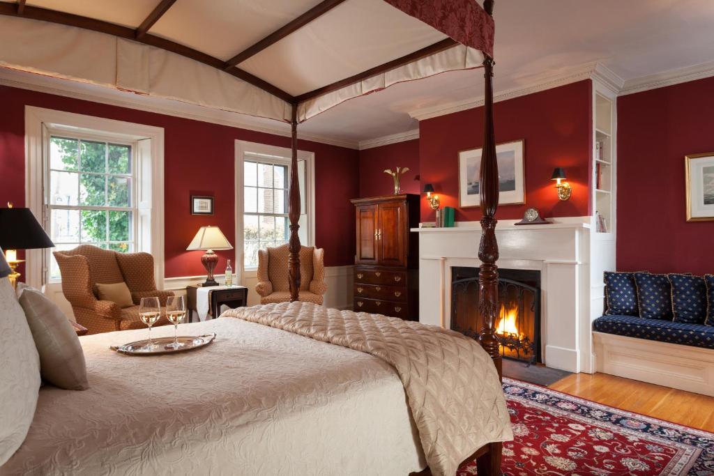 Harbor Light Inn (Marblehead)
