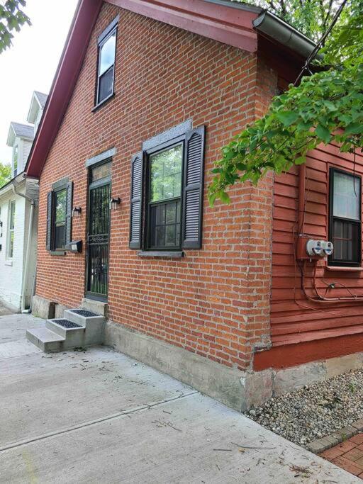 Cute German Village Lil’Haus/Sleeps4/petsOK(NEW)