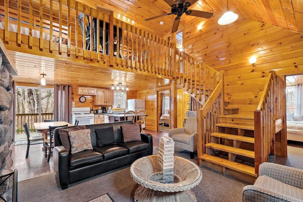 Taylor House (Laconia)