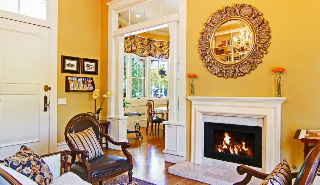 Inn at Depot Hill (Capitola)