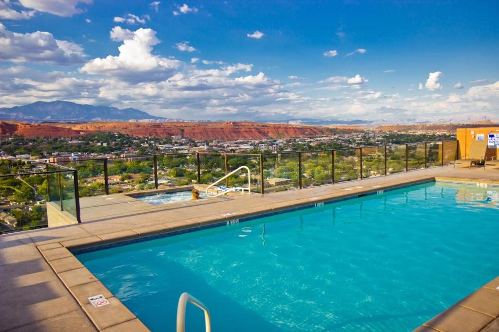 Inn On The Cliff (St. George)