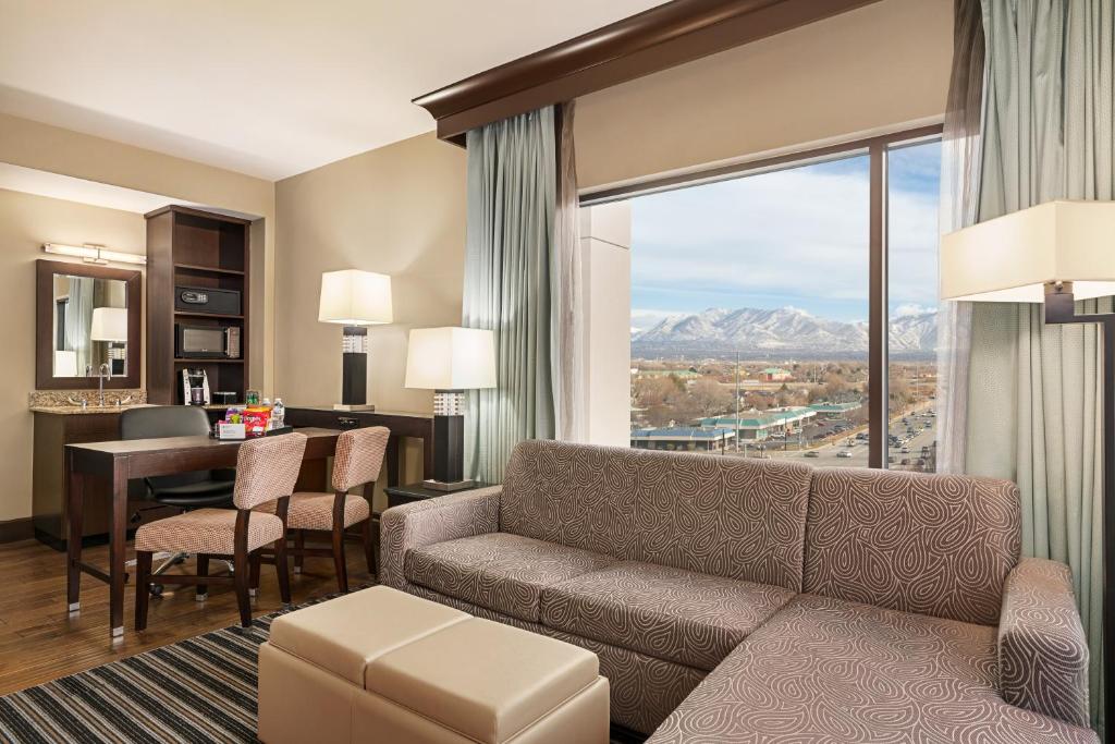 Embassy Suites by Hilton Salt Lake West Valley City (West Valley City)