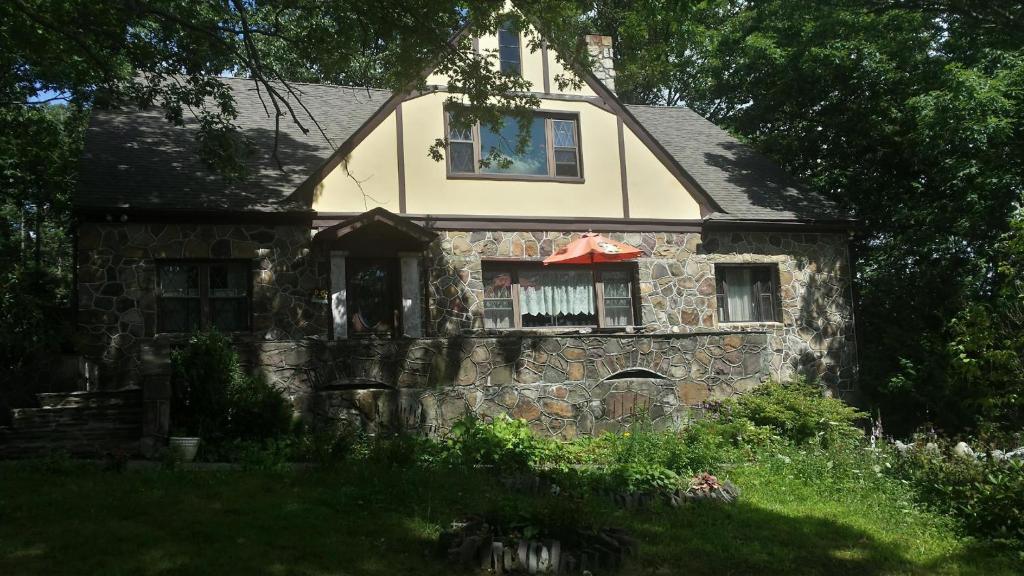 Maurrocks (Mount Pocono)