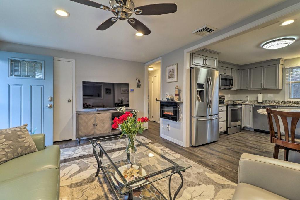 Coastal Getaway with Porch (Niantic)