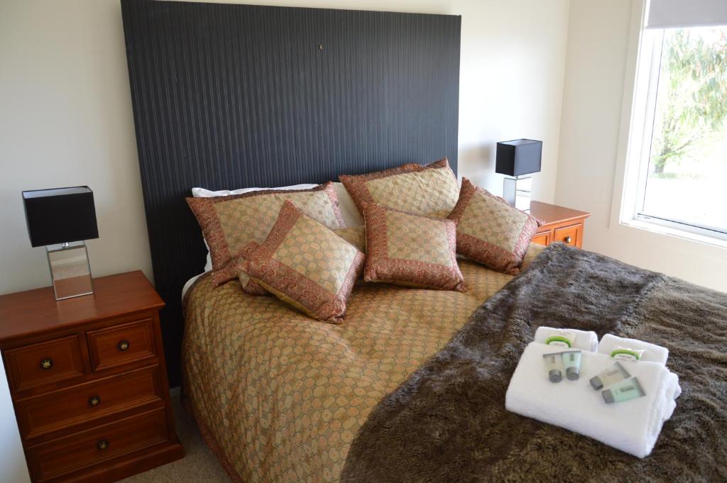 BATHURST GOLDFIELDS RESIDENCE on MOUNT PANORAMA