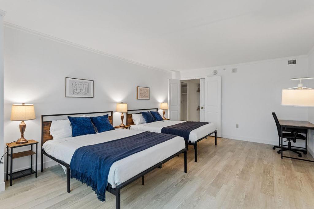 CozySuites at Showboat Best 2BR3BA Condo in Town (Atlantic City)