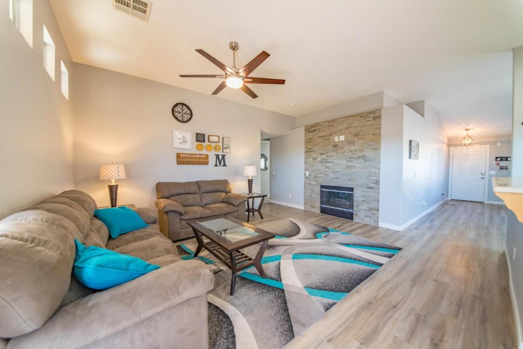 Gorgeous Las Vegas home with RV parking