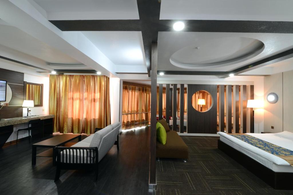Zolo Hotel