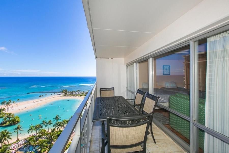 Ilikai Tower 1934 Condo with Fully Equipped Kitchen - Great for longer stays!
