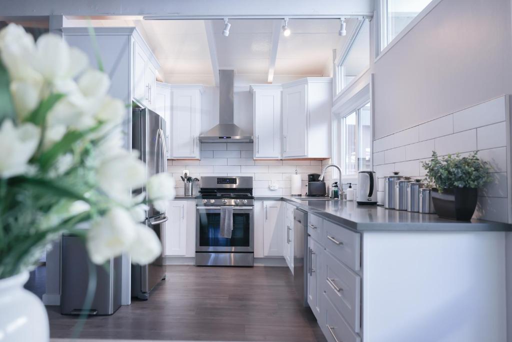 @ Marbella Lane - 3BR House Peaceful home in SJ