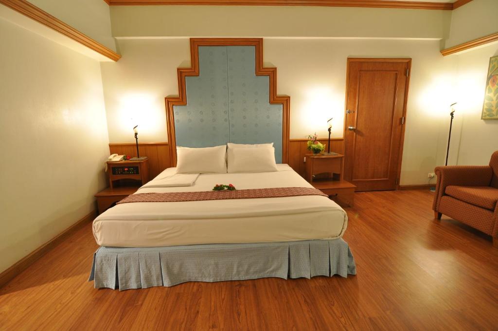 Ban Chiang Hotel