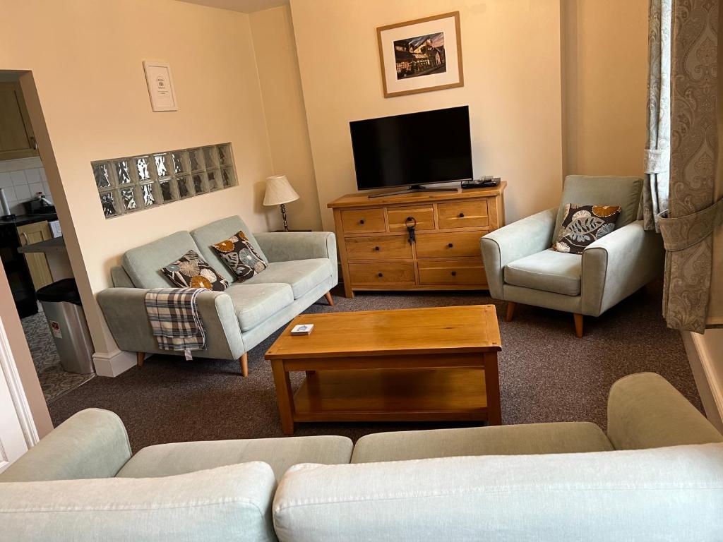 Minutes from Barmouth Beach - 1 Glan Y Werydd House